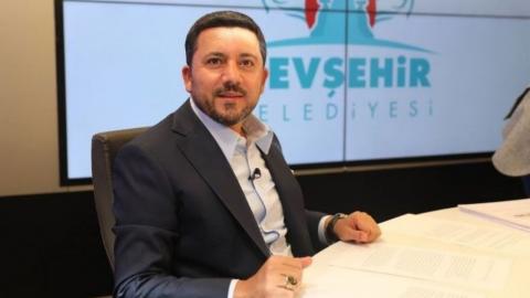 Δήλωση «παραίτησης» του Δημάρχου του AKP του Νεβσεχίρ