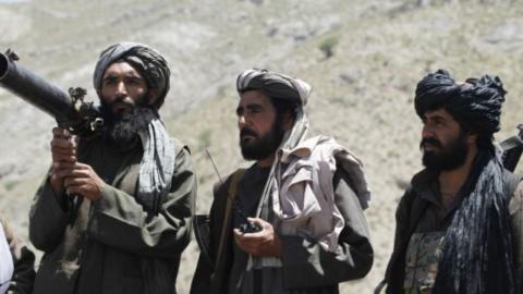 Bomba yapma dersi sırasında 30 Taliban militanı öldü